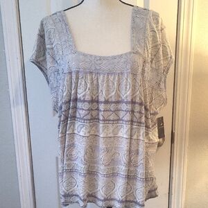 Lucky Brand Cream, White And Blue Boxy Cap Sleeve Boho Blouse.